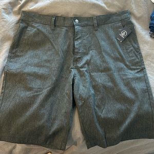 Men’s volcom shorts